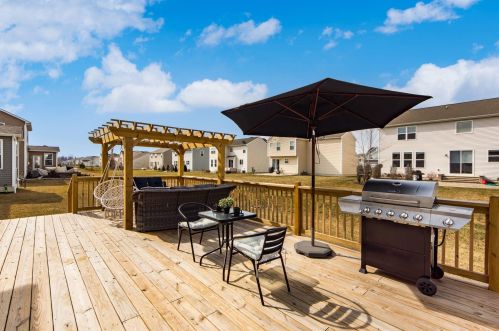 2185 Preakness Pl, Marysville OH  43040 exterior