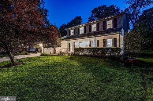 1125 Artic Quill Rd, Herndon VA  20170-3603 exterior