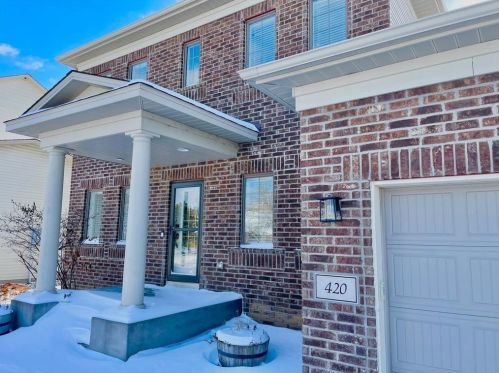 420 Wedgewood Cir, Hudson, WI 54016-7752