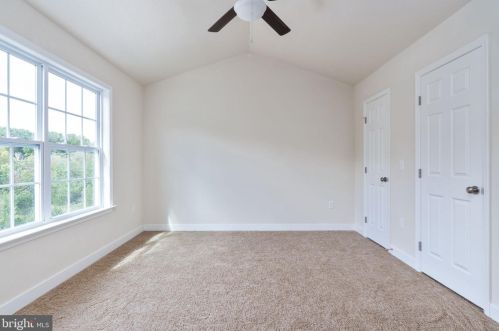 1010 Wicklow Dr, Fredericksburg VA  22401-2722 exterior