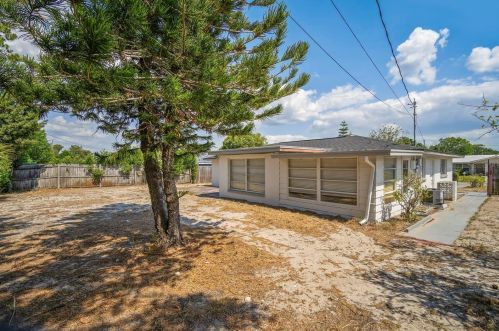 7329 Star Dust Dr, Port Richey FL  34668-2828 exterior