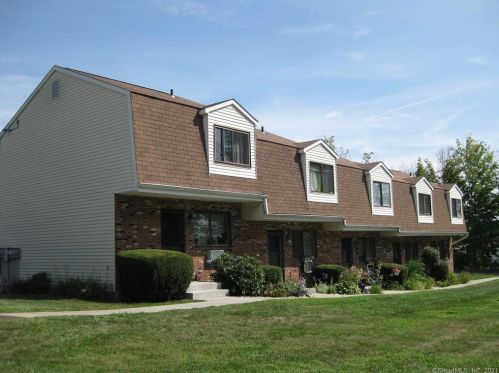820 Matthews St, Bristol CT  06010-2278 exterior
