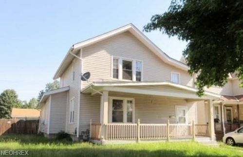 209 Broadway St, Parral, OH 44622-1912