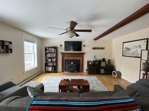 61 Thorndike Rd, Weare NH  03281-4549 exterior