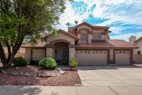 19519 67th Dr, Glendale, AZ 85308-5511