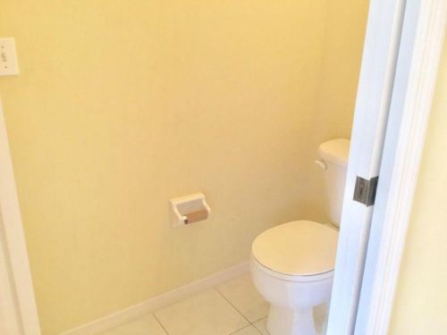 557 Lucero Dr, Fort Pierce FL  34983-8741 exterior