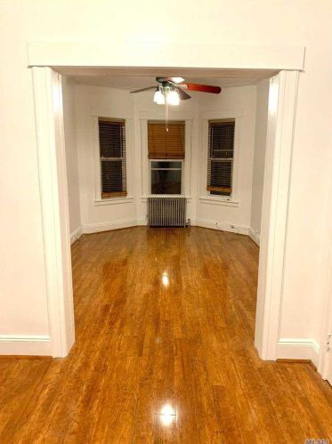 78-32 89th Ave, Jamaica, NY 11421-2410