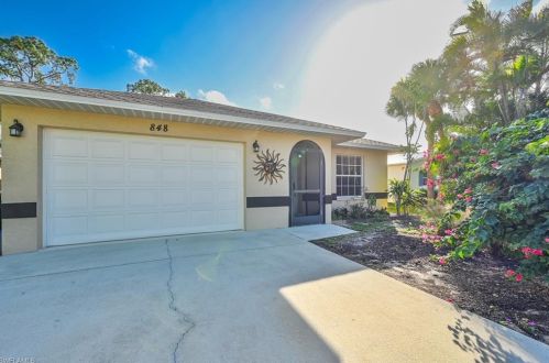 848 102nd Ave, Naples, FL 34108-3215