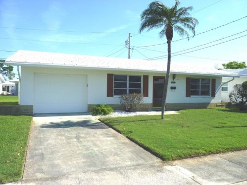 4401 94th Ave, Pinellas Park FL  33782-5523 exterior