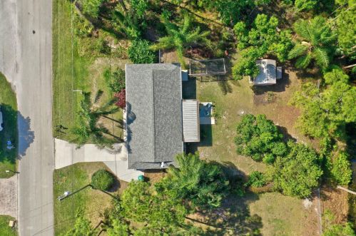 1749 Capehart Ave, Fort Pierce, FL 34953-4602