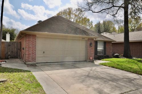 26983 Crown Haven Dr, Humble TX  77339-2185 exterior