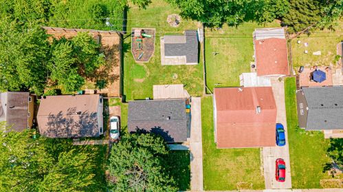 430 Madison Dr, West Jefferson OH  43162-1304 exterior