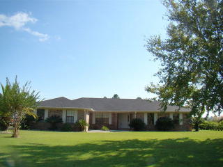 9107 Clubhouse Dr, Foley, AL 36535-9319