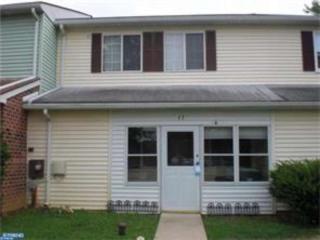 17 Nancy Ln, Downingtown, PA 19335-2271