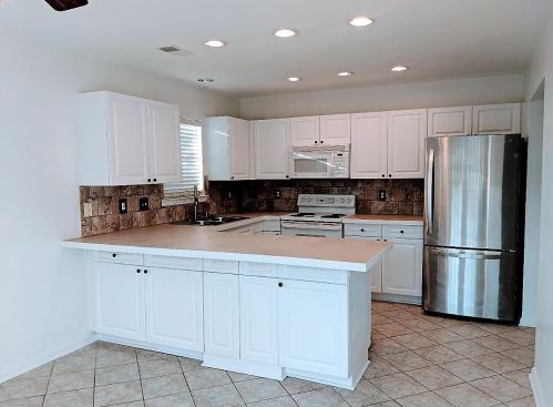 1676 Baltusrol Ln, Mount Pleasant SC  29466-9005 exterior