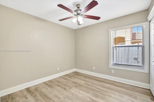 2728 177th Ave, Hollywood FL  33029-5142 exterior
