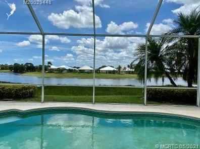 2089 Mayflower Dr, Palm City, FL 34990-7538
