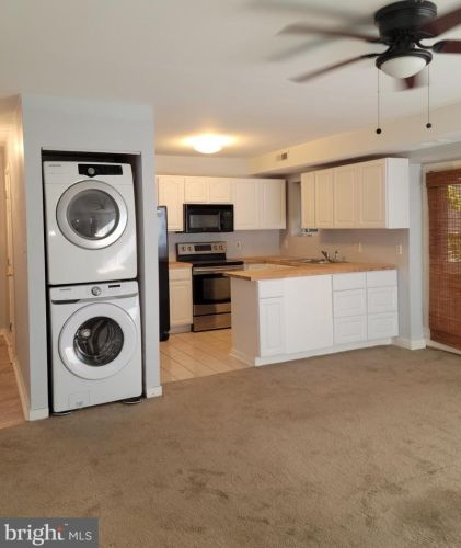 6204 Highland Ct, Wilmington, DE 19802-1736
