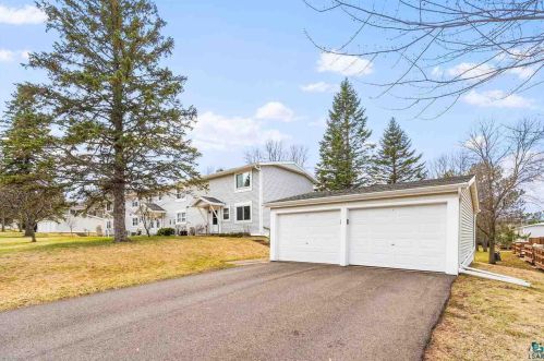 702 Bong Blvd, Duluth MN  55811-5914 exterior