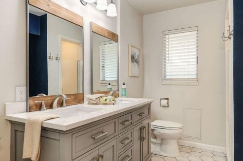 309 Chestnut St, Lodi CA  95240-4017 exterior