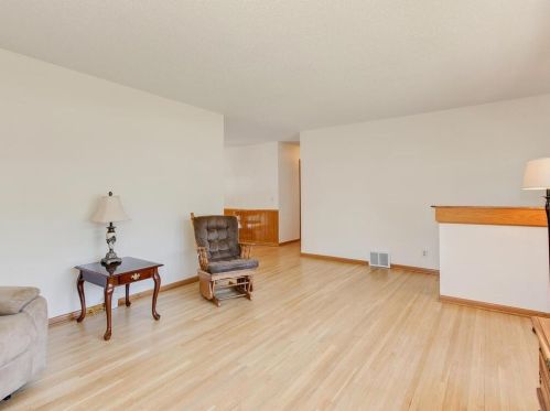 5013 Madison St, Minneapolis, MN 55421-1757