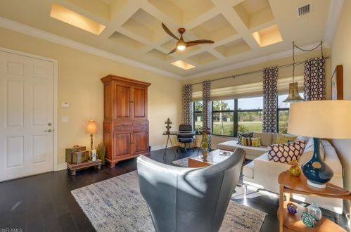 3200 Atlantic Cir, Naples FL 34119-8637 exterior