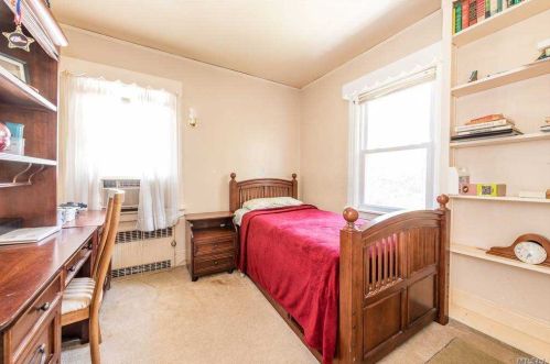 117 Magnolia Ave, Mount Vernon NY  10553-1244 exterior