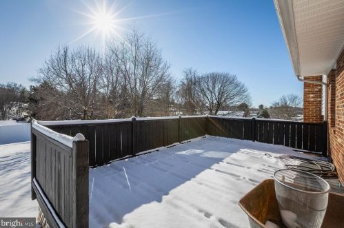 821 Blue Rdg Dr, Harrisonburg VA  22802-5012 exterior