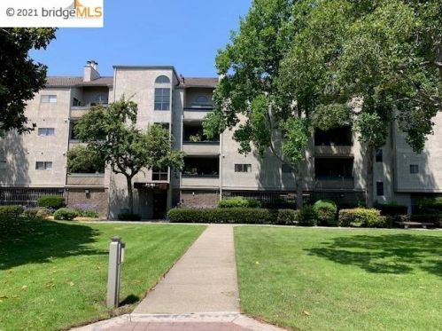 25938 Kay Ave, Hayward CA  94545-2668 exterior