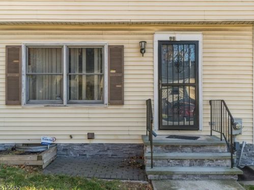 96 Carlton St, East Orange, NJ 07017-2310