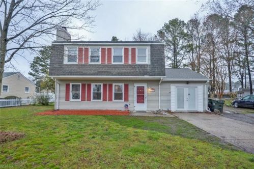 317 Yorktown Rd, Yorktown, VA 23693-3506