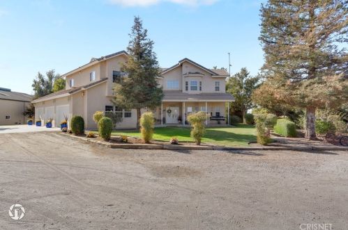 15414 Cuda Dr, Bakersfield CA  93307-9279 exterior