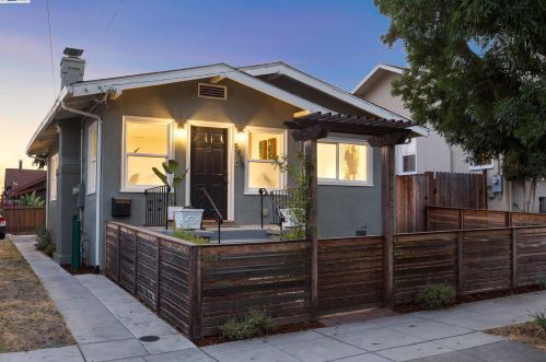5435 Brookdale Ave, Oakland, CA 94619-3208
