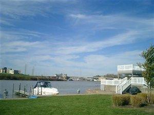 200 Marina Pkwy, Lorain, OH 44052-2079