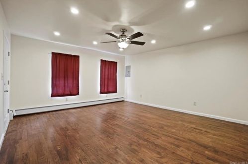371 Broadway, Newburgh NY  12550-5520 exterior