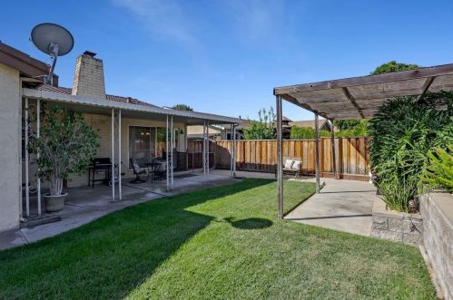 1952 Camargo Dr, San Jose CA 95132-1615 exterior