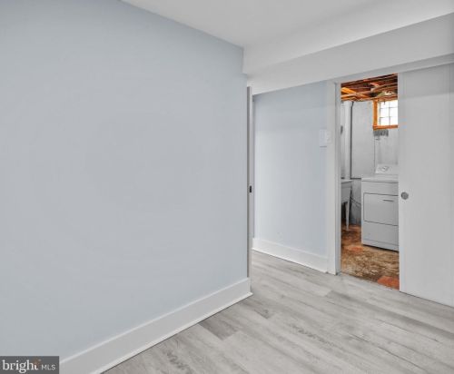 8522 Castor Ave, Philadelphia PA  19152-1208 exterior