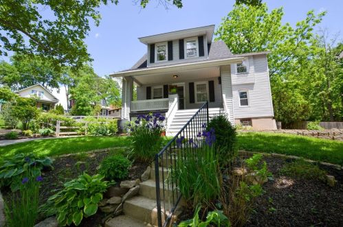 6264 Bona Vista Pl, Cincinnati, OH 45213-1306