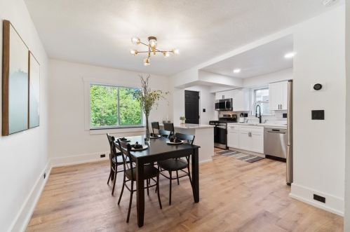 6620 Jackson St, Pittsburgh PA  15206-1764 exterior