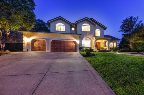 255 American River Canyon Dr, Folsom CA  95630-7142 exterior