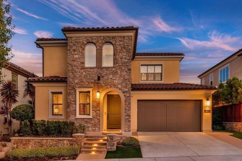 3739 Mastodon Ct, Carlsbad, CA 92010-5516