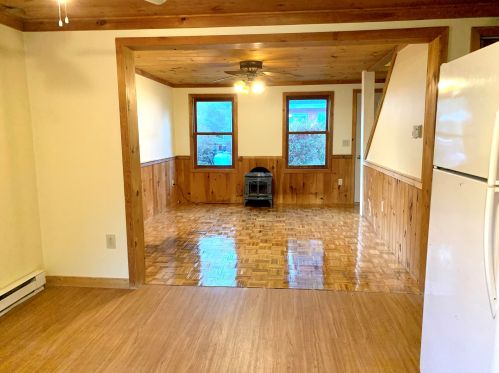 28 Country Side Cir, Belmont NH  03220-4042 exterior