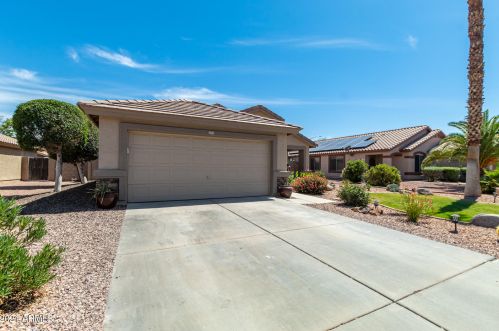 16675 Cottonwood St, Sun City, AZ 85388-2153
