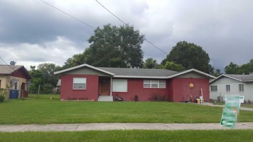 245 Hull Ave, Deland, FL 32720-4913