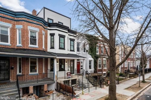 646 Morton St, Washington, DC 20010-2504