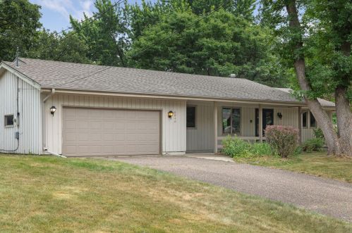 9649 Upton Rd, Minneapolis, MN 55431-2454