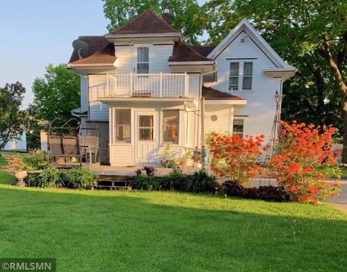 546 Kinne St, Ellsworth, WI 54011-9206