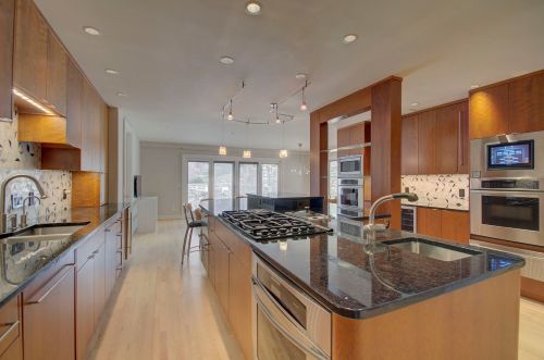 875 Squire Oaks Dr, Covington KY  41017-1342 exterior