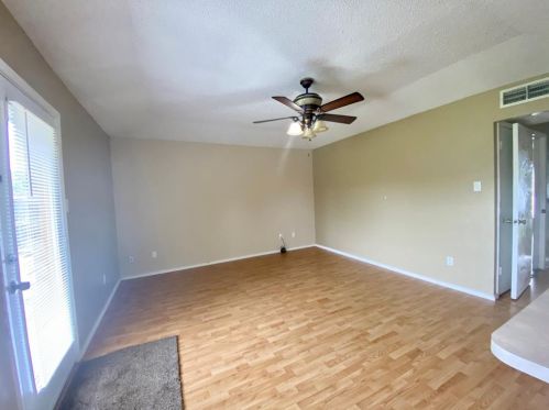 833 Springhill Dr, Burleson TX  76028-6202 exterior
