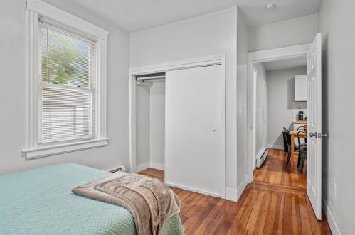 181 Mount Pleasant Ave, Providence RI  02908-3917 exterior